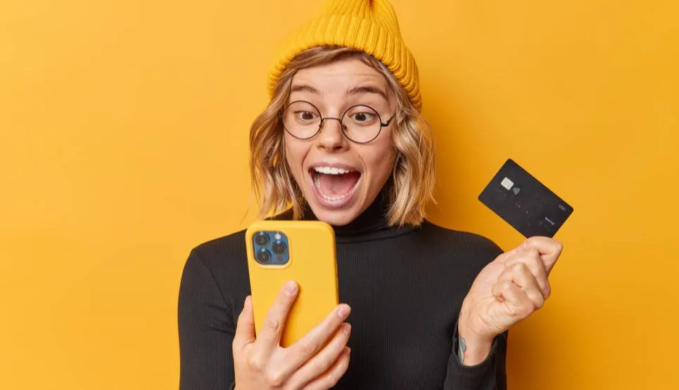 Milhas ou cashback: o que vale mais a pena no seu perfil?